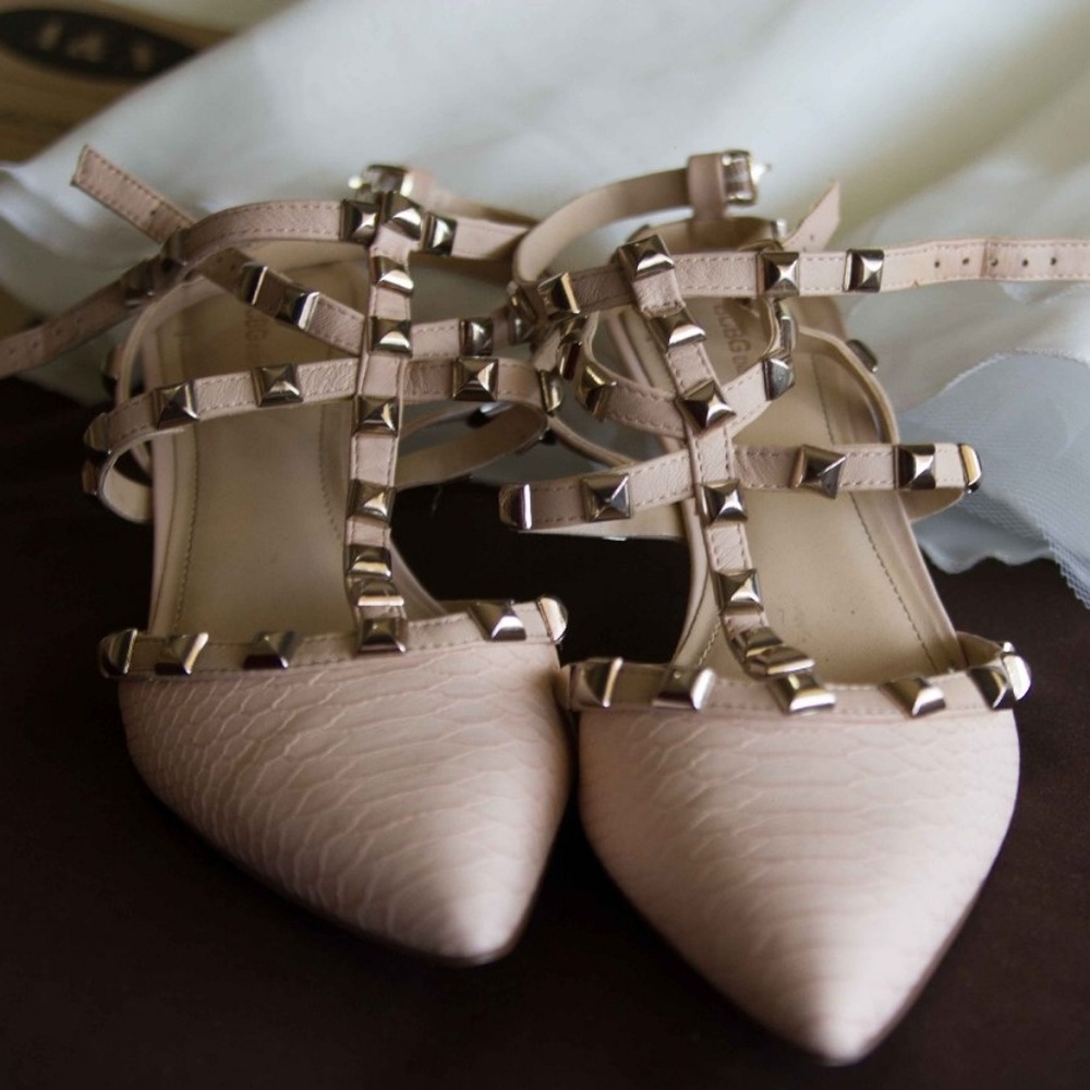 studded pointy nude heels